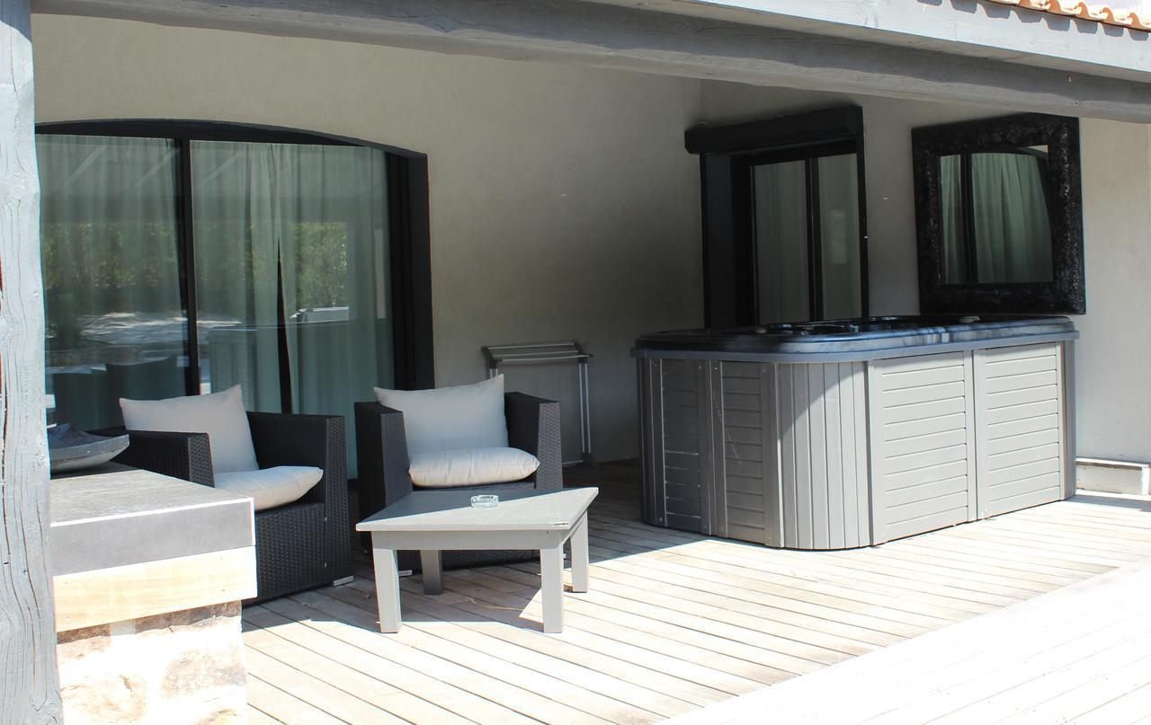 Shangtasia Luxury Art Room Grimaud Eksteriør billede