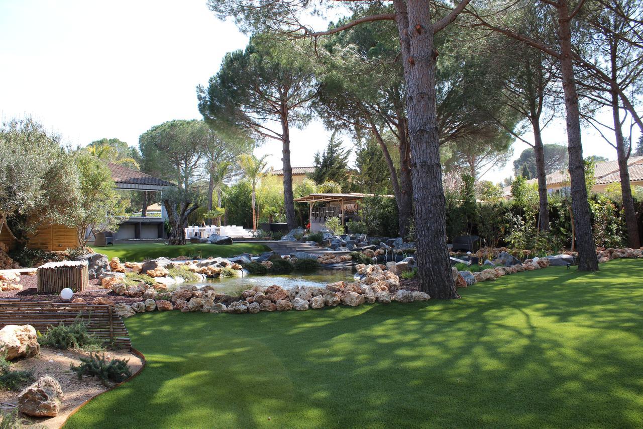 Shangtasia Luxury Art Room Grimaud Eksteriør billede